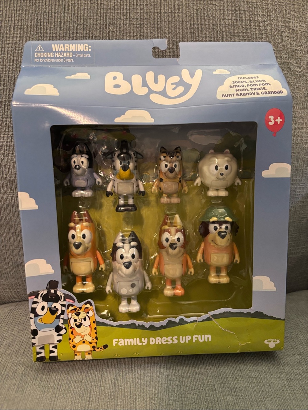 NEW in Box Bluey Family Dress Up Fun Figure Set with Rare Aunt Trixie & Brandy